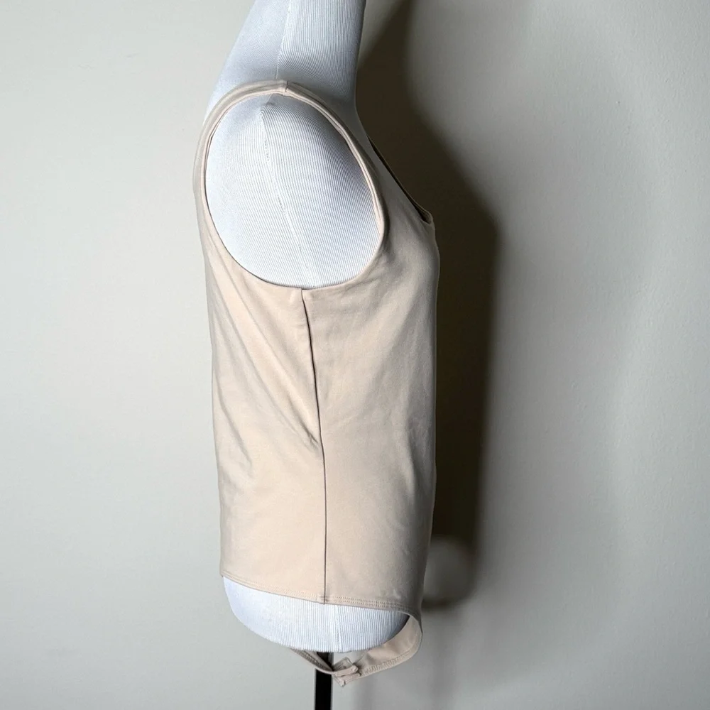 Banana Republic Factory Beige Scoop Neck Seamless Bodysuit - Picture 6 of 7